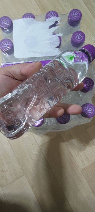 몽베스트 [MONTBEST]위드어스 500mL 20병 — 5점을 준 리뷰어가 2022년 6월 올린 사용 사진