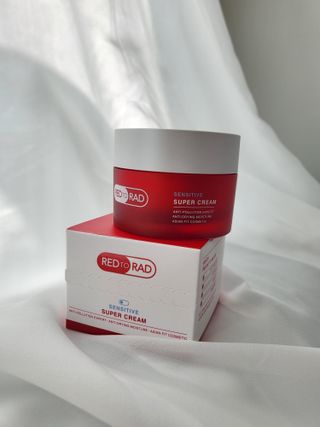 레드투래드 센서티브 슈퍼 크림 50ml — 5점을 준 리뷰어가 2021년 10월 올린 사용 사진