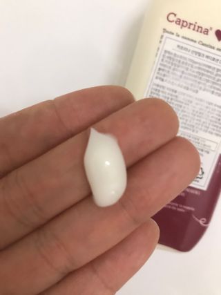 카프리나 프레쉬 산양밀크 모이스춰라이징 바디로션 350ml(오리지널향) — 5점을 준 리뷰어가 2022년 12월 올린 사용 사진