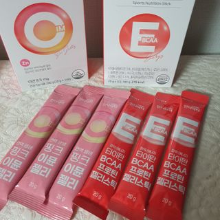 인디닥터 면역 생생 핑크 이뮨 젤리 + 타이탄 BCAA 프로틴 젤리스틱 — 5점을 준 리뷰어가 2022년 5월 올린 사용 사진