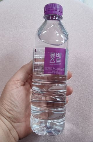 몽베스트 [MONTBEST]위드어스 500mL 20병 — 5점을 준 리뷰어가 2024년 3월 올린 사용 사진