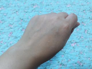 리더스코스메틱 리더스 퍼스트 샷 액티브 에센스 토닝 컨트롤 & 포어 컨트롤 — 4점을 준 리뷰어가 2021년 10월 올린 사용 사진