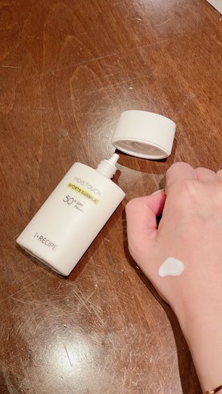 아이레시피 모이스트터치 스포츠 선밀크 50ml (SPF50+ PA+++) — 5점을 준 리뷰어가 2023년 6월 올린 사용 사진