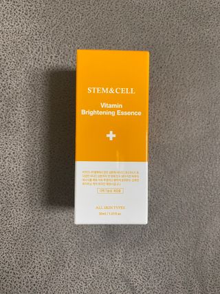 체르엠 스템앤셀 비타민 브라이트닝 에센스 30ml 1개 — 5점을 준 리뷰어가 2022년 2월 올린 사용 사진