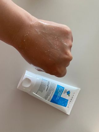 랑벨 수퍼내츄럴 아쿠아 수딩 크림 100ml — 5점을 준 리뷰어가 2022년 4월 올린 사용 사진