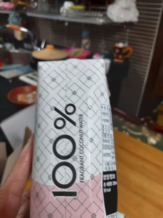 남홈 코코넛워터 주스 100퍼센트 — 4점을 준 리뷰어가 2021년 3월 올린 사용 사진