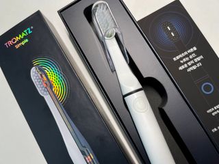 트로마츠 심플 미세전류 칫솔 — 4점을 준 리뷰어가 2022년 5월 올린 사용 사진