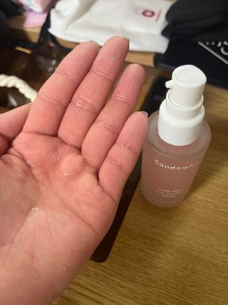 산다화 더블 이펙트 안티 링클 세럼 50ml — 5점을 준 리뷰어가 2023년 2월 올린 사용 사진