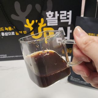 [이뮤니티플러스] 최고급녹용과 국내산 6년근 홍삼으로 활력업!!_ 활력UP삼 30포 1box — 5점을 준 리뷰어가 2022년 5월 올린 사용 사진
