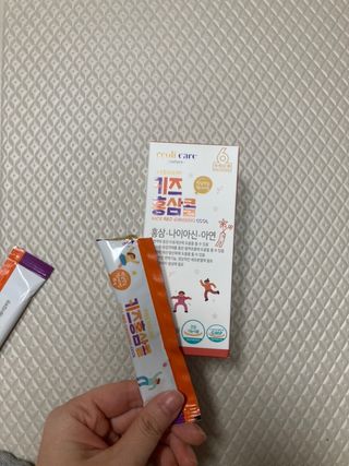 베거스코리아 [콜리케어] 키즈 홍삼콜리 딸기맛 14포 — 5점을 준 리뷰어가 2021년 10월 올린 사용 사진