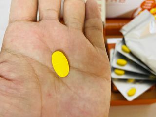 서울약사신협_내몸애발란스멀티비타민앤미네랄파워업_800mg x 90정 — 5점을 준 리뷰어가 2021년 8월 올린 사용 사진