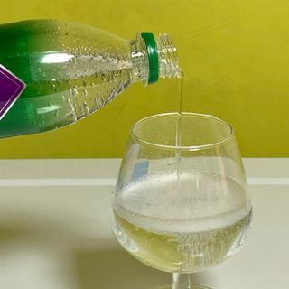 몽베스트 Montbest with Sparkling water Lime20병 — 5점을 준 리뷰어가 2022년 9월 올린 사용 사진