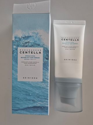 [스킨1004] 마다가스카르 센텔라 히알루-시카 워터핏 선세럼 50ml — 5점을 준 리뷰어가 2024년 5월 올린 사용 사진