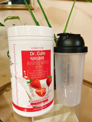 뉴트리션팩토리 닥터큐어 프리미엄쉐이크 다이어트쉐이크 — 5점을 준 리뷰어가 2021년 9월 올린 사용 사진