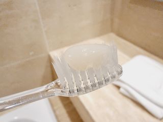 [심폐소생소] 무불소 임산부 천연 치약 — 5점을 준 리뷰어가 2021년 11월 올린 사용 사진