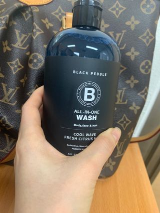 블랙페블 올인원 워시 쿨 웨이브 500ml — 4점을 준 리뷰어가 2021년 4월 올린 사용 사진