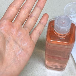 [바디셀런스] 속보습+사용감+향 모두 잡은 / 세라드린 속보습 핑크토너 300ml — 5점을 준 리뷰어가 2022년 2월 올린 사용 사진