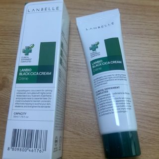 랑벨 랑바이오 블랙 시카 크림 50ml(블랙비 프로폴리스, 시카 4종, 판테놀 10 함유) — 5점을 준 리뷰어가 2023년 2월 올린 사용 사진