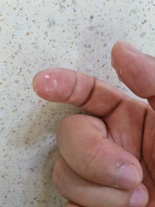 [갸스비] 곱슬 머리부터 파마까지 남자의 컬을 위한 갸스비 컬크림 — 5점을 준 리뷰어가 2021년 8월 올린 사용 사진