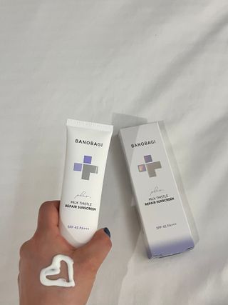 바노바기 코스메틱 바노바기 밀크씨슬 리페어 시카 선스크린 플러스 50ml — 5점을 준 리뷰어가 2023년 3월 올린 사용 사진