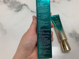 [NEW 탄력유턴 아이크림] AHC 유스 래스팅 리얼 아이크림 포 페이스 — 5점을 준 리뷰어가 2021년 2월 올린 사용 사진