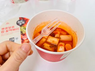 나우  [요리궁리] 매콤달콤 꽃떡볶이 6개입 세트 — 5점을 준 리뷰어가 2025년 1월 올린 사용 사진