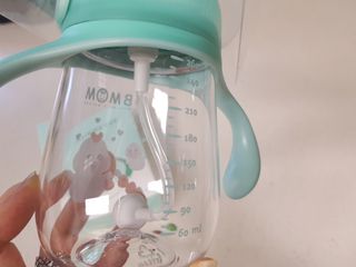 유비맘 트라이탄 코니빨대컵_컬러 랜덤 발송 — 5점을 준 리뷰어가 2020년 12월 올린 사용 사진