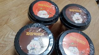 유비쿡 컵떡볶이 매운컵떡볶이2개/ 짜장컵떡볶이 2개  총 4개세트 — 5점을 준 리뷰어가 2021년 3월 올린 사용 사진