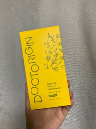 닥터리진 퍼퓸드 옐로우 오일 미스트 앰플 [페이스앤바디] 레귤러 — 5점을 준 리뷰어가 2022년 10월 올린 사용 사진