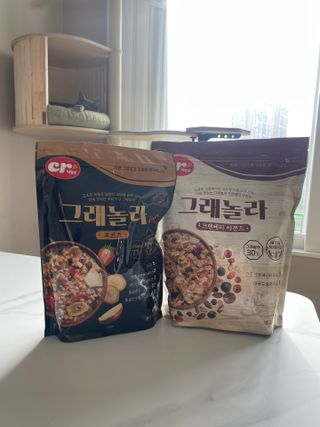 씨알푸드 씨알로 그래놀라 2종 후르츠+크랜베리 아몬드 — 5점을 준 리뷰어가 2022년 7월 올린 사용 사진