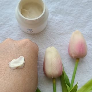 AYU25[아유트웬티파이브]다마스크로즈워터 베이스 천연 수분 촉촉 크림 — 4점을 준 리뷰어가 2021년 4월 올린 사용 사진