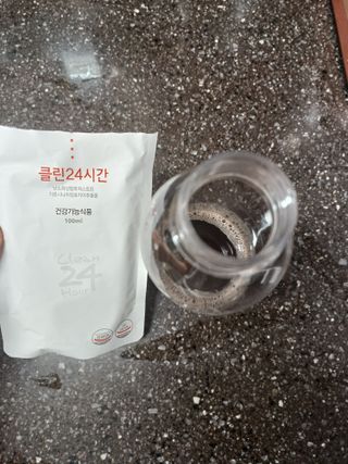 클린24시간 1BOX(5포) + 전용보틀(500ml) — 4.5점을 준 리뷰어가 2022년 10월 올린 사용 사진