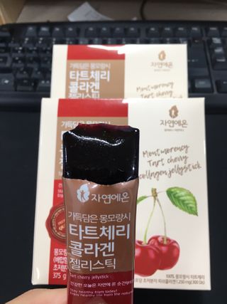 자연에온 가득담은 몽모랑시 타트체리 콜라겐 젤리스틱 — 2.5점을 준 리뷰어가 2020년 12월 올린 사용 사진