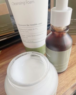 마리엔메이 센서티브 수딩 젤 크림 + 어성초 티트리 추출물 세럼 + 어성초 티트리 모공 클렌징 폼 — 5점을 준 리뷰어가 2021년 9월 올린 사용 사진