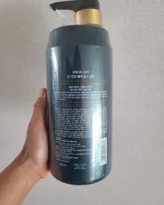 [포레스트스토리] 탈모증상완화 샴푸 1,000ml — 5점을 준 리뷰어가 2022년 8월 올린 사용 사진