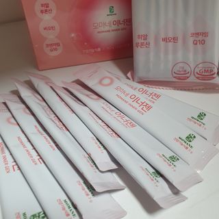 [모마네] 이너뷰티 히알루론산 비오틴 코큐텐 저분자피쉬콜라겐 - 3 g 30포 ★석류맛 — 5점을 준 리뷰어가 2021년 12월 올린 사용 사진