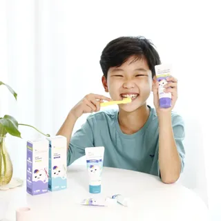 닥터데디스 안심불소 튼튼치약(청포도, 민트 중 택 1) 60g + 여행용 미니 치약 15g — 5점을 준 리뷰어가 2022년 9월 올린 사용 사진