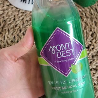 몽베스트 Montbest with Sparkling water Lime20병 — 5점을 준 리뷰어가 2021년 10월 올린 사용 사진