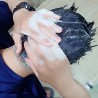 더마힐 헤어 컨디셔닝 샴푸 릴렉스 500ml — 5점을 준 리뷰어가 2021년 3월 올린 사용 사진