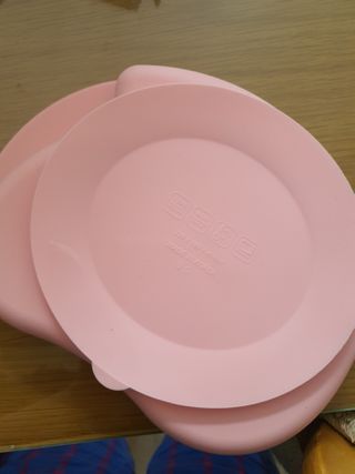 유비맘 캐릭터 실리콘 흡착 식판_색상 랜덤발송 — 5점을 준 리뷰어가 2021년 2월 올린 사용 사진