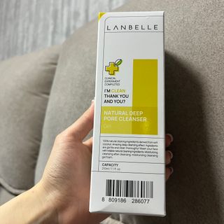 랑벨 내츄럴 딥 포어 클렌저 210ml (저자극 약산성 천연 클렌징 젤) — 4점을 준 리뷰어가 2022년 3월 올린 사용 사진