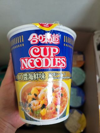 NISSIN 닛신 컵누들  4종 - 씨푸드오리지날, 씨푸드 스파이시, 씨푸드 커리, 씨푸드 XO소스 — 5점을 준 리뷰어가 2022년 4월 올린 사용 사진