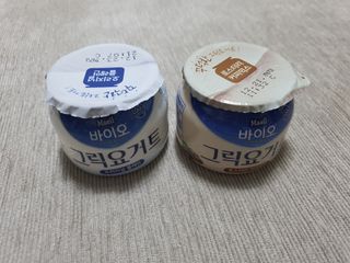 매일바이오 그릭요거트 오리지널 플레인 4개, 로스터리 커피믹스 4개 — 5점을 준 리뷰어가 2021년 12월 올린 사용 사진