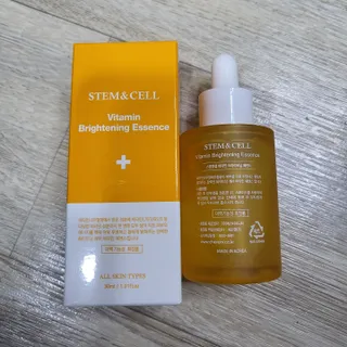 체르엠 스템앤셀 비타민 브라이트닝 에센스 30ml 1개 — 5점을 준 리뷰어가 2021년 10월 올린 사용 사진