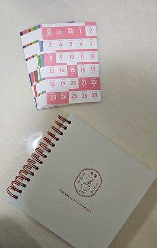 리훈 리뉴얼 오늘쓰임 가계부 용돈기입장 금전납출부 캐쉬북 만년 — 5점을 준 리뷰어가 2023년 3월 올린 사용 사진