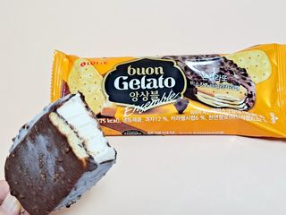 롯데제과 본젤라또 비스킷&바닐라카라멜바, 본젤라또 베리쇼콜라컵 — 5점을 준 리뷰어가 2021년 12월 올린 사용 사진