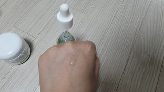 [녹산] 그린 솔루션 멀티 수분 앰플 + 그린 솔루션 멀티 수분크림 — 4점을 준 리뷰어가 2022년 10월 올린 사용 사진
