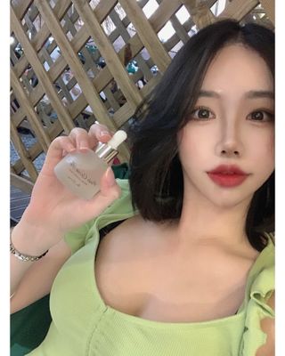 브에노 파리퀸 윌 페이스 오일 — 5점을 준 리뷰어가 2021년 8월 올린 사용 사진