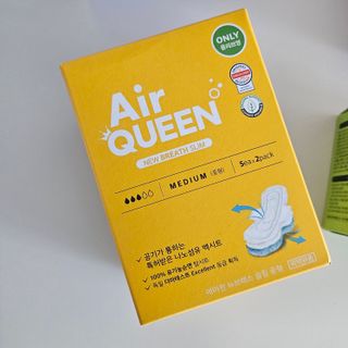 에어퀸 뉴브레스 유기농 생리대 4종 (팬티라이너 20P + 중형 10P + 대형 10P + 오버나이트 8P)_체험단 — 5점을 준 리뷰어가 2024년 5월 올린 사용 사진