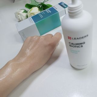리더스코스메틱 리더스 카밍 바이오틱스 에센스 워터 — 5점을 준 리뷰어가 2021년 2월 올린 사용 사진